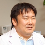石ケ坪 潤 院長