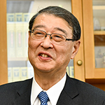 新井 康久 院長