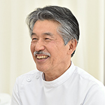 内田 貴久 院長