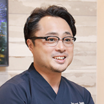 岡 哲史 院長