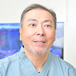 丸岡 宗康 院長