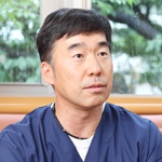 日野容碩 院長