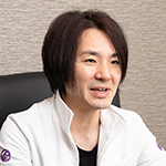 岩根 隆太 院長