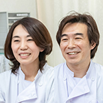 小峰 啓史 院長、小峰 公代 副院長