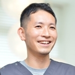輿石太郎 院長