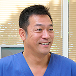 野村 俊弥 院長