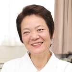 上野 真弓 院長