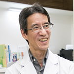 安威 俊秀 院長