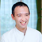 青木 宏明 院長