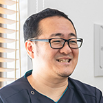 浅賀 知記 院長