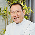 服部 阿紀彦 院長