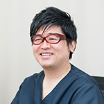 丸岡 大介 院長