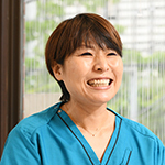 秦 由起 院長
