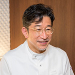 春田 吉則 院長