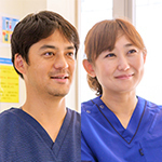 青木 隆宜 院長、青木 理恵 先生