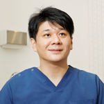 土居 孝資 院長