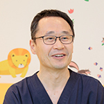 山根 秀一 院長
