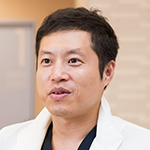 春日 崇臣 院長