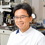 東山 佳澄 院長