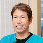 井津上 典洋 院長