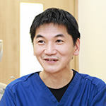 篠崎 元哲 院長