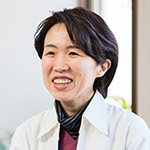 柏手 由里乃 院長