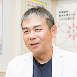 角田 雄一 院長