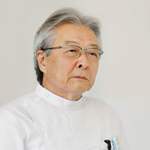 松田 芳郎 病院長