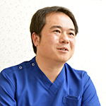 井坂 太郎 院長