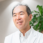 山崎 健一朗 院長