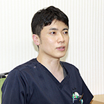 春山 勝紀 院長