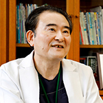 阿部 聖裕 院長