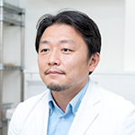 王 興栄 院長
