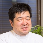 チョウ タミヒロ 院長