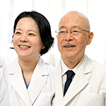 加藤 秋成 院長、加藤 理絵子 先生