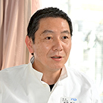 中居 伸行 院長