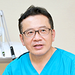 松野 賢一郎 院長