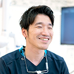 井戸 俊輔 院長