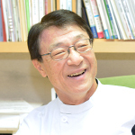 大塚 志郎 院長