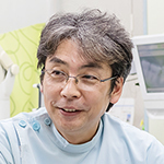山崎 賢 院長