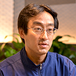 大堀 恭裕 理事長