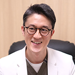 田村 亮介 院長