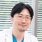 角田 篤人 院長