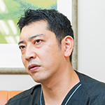 吉田 賢二 院長
