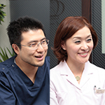 新井 和宏 院長、新井 洋子 先生