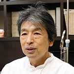 吉田 格 院長