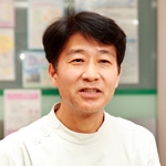 岡田吉弘 院長