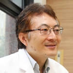 粉川敦史 院長