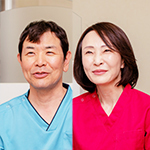 岡田高明院長、岡田卓美副院長 おかだ歯科・矯正歯科