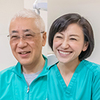 小宮山仁敬院長、星山菜穂子先生 FDOこみやま歯科